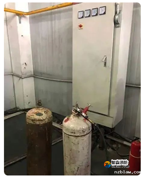 通报:气瓶无防倾倒措施被罚4.5万!